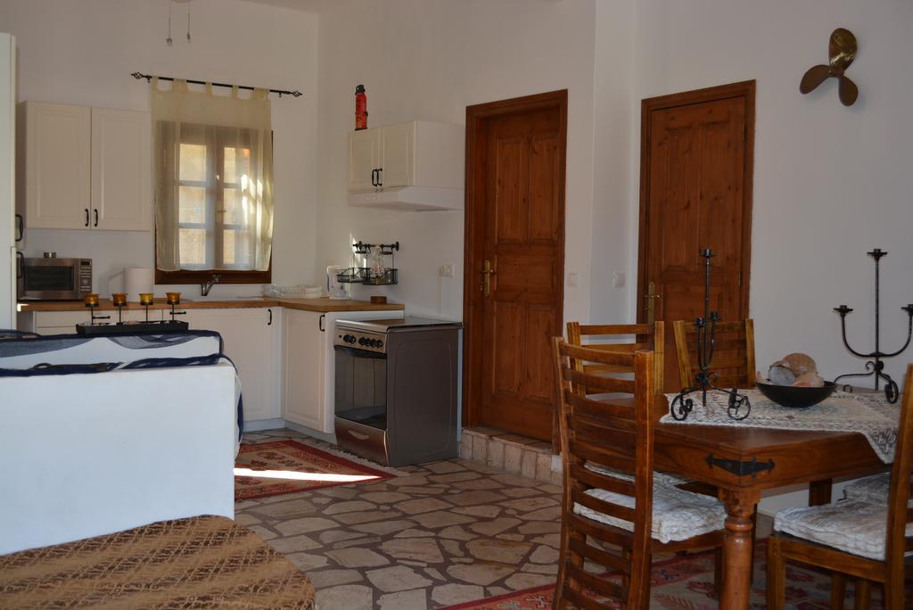 P&M House Villa Meyísti Eksteriør bilde