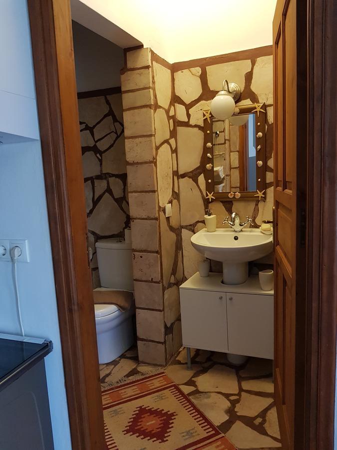P&M House Villa Meyísti Eksteriør bilde